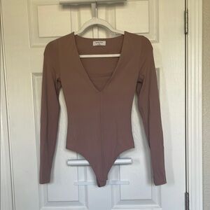 Babaton Mauve Long Sleeve V-Neck Bodysuit